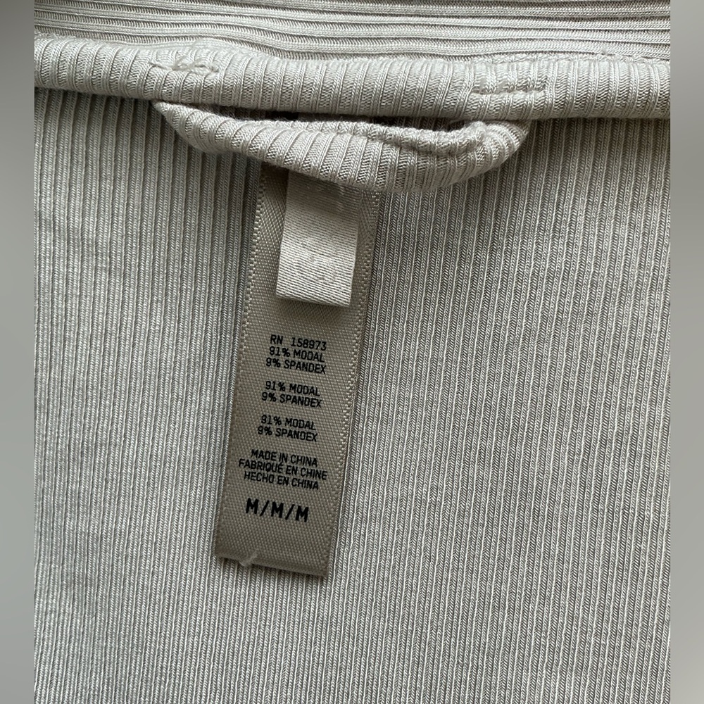 SKIMS Soft Lounge Robe | Stone | Size M - Picture 4 of 4